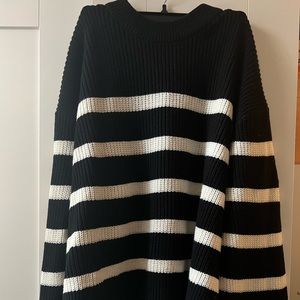 H&M Rib knit sweater. Black and white. Size medium.